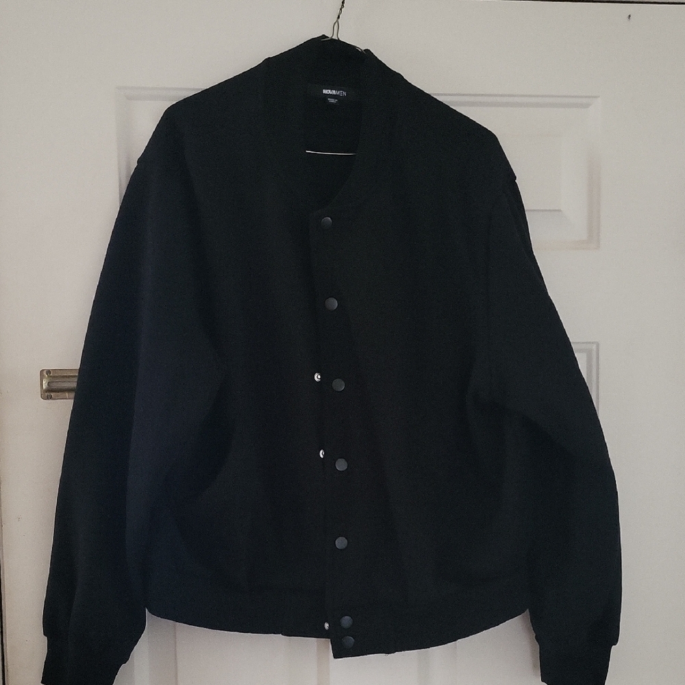 Fashion Nova Classic Black Bomber Jacket